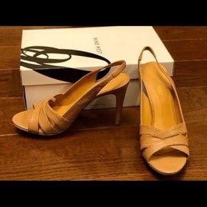 Tan Nine West Heels